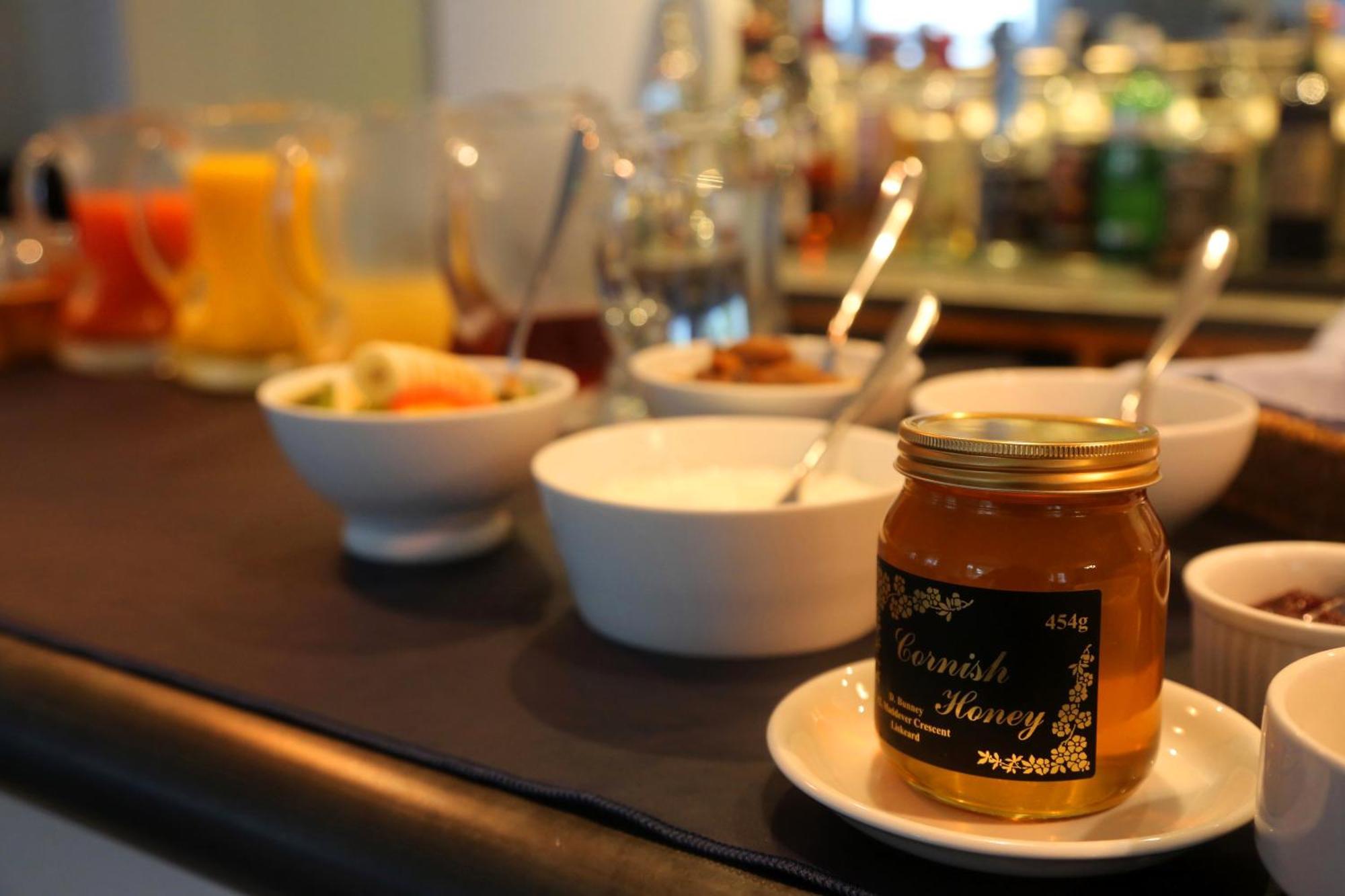 Penryn House Hotel พอลเพอร์โร ภายนอก รูปภาพ