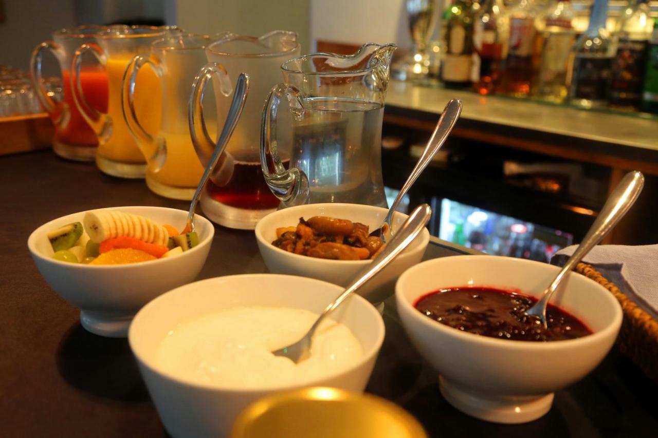 Penryn House Hotel พอลเพอร์โร ภายนอก รูปภาพ
